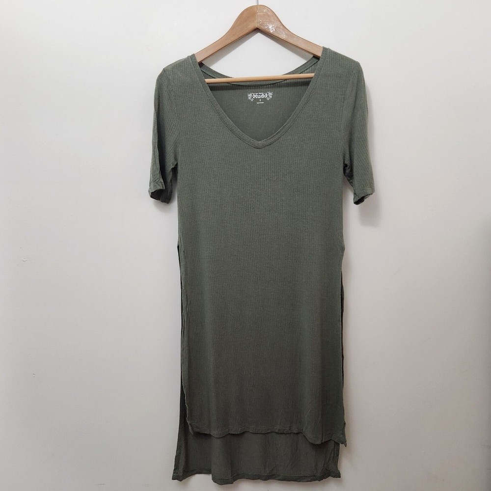 MUDD Women's Green Short Sleeve V-Neck Tunic Shirt Top Open Sides Size S